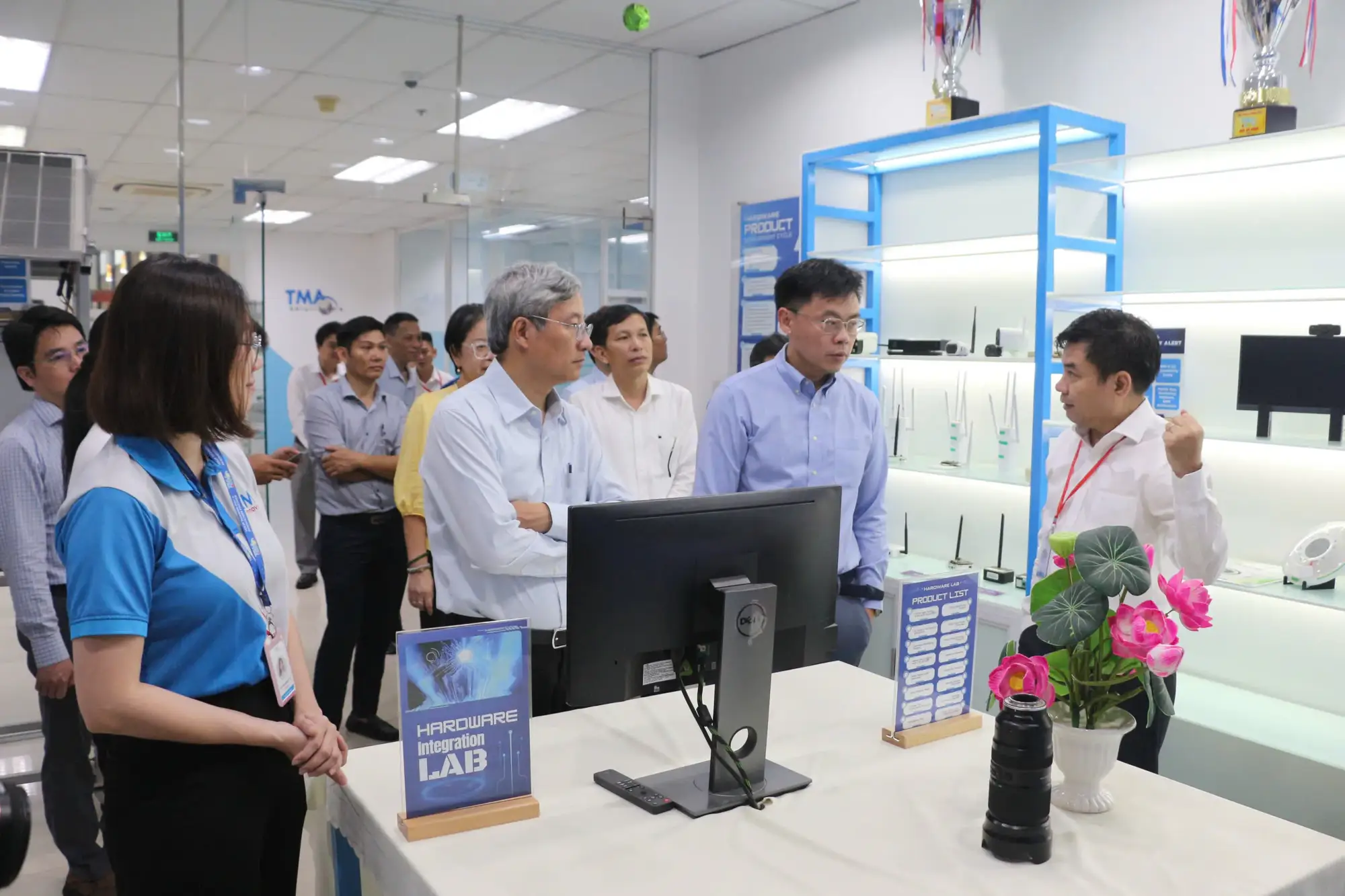 HCMC Leaders Visit TMA Solutions at Quang Trung Software Park