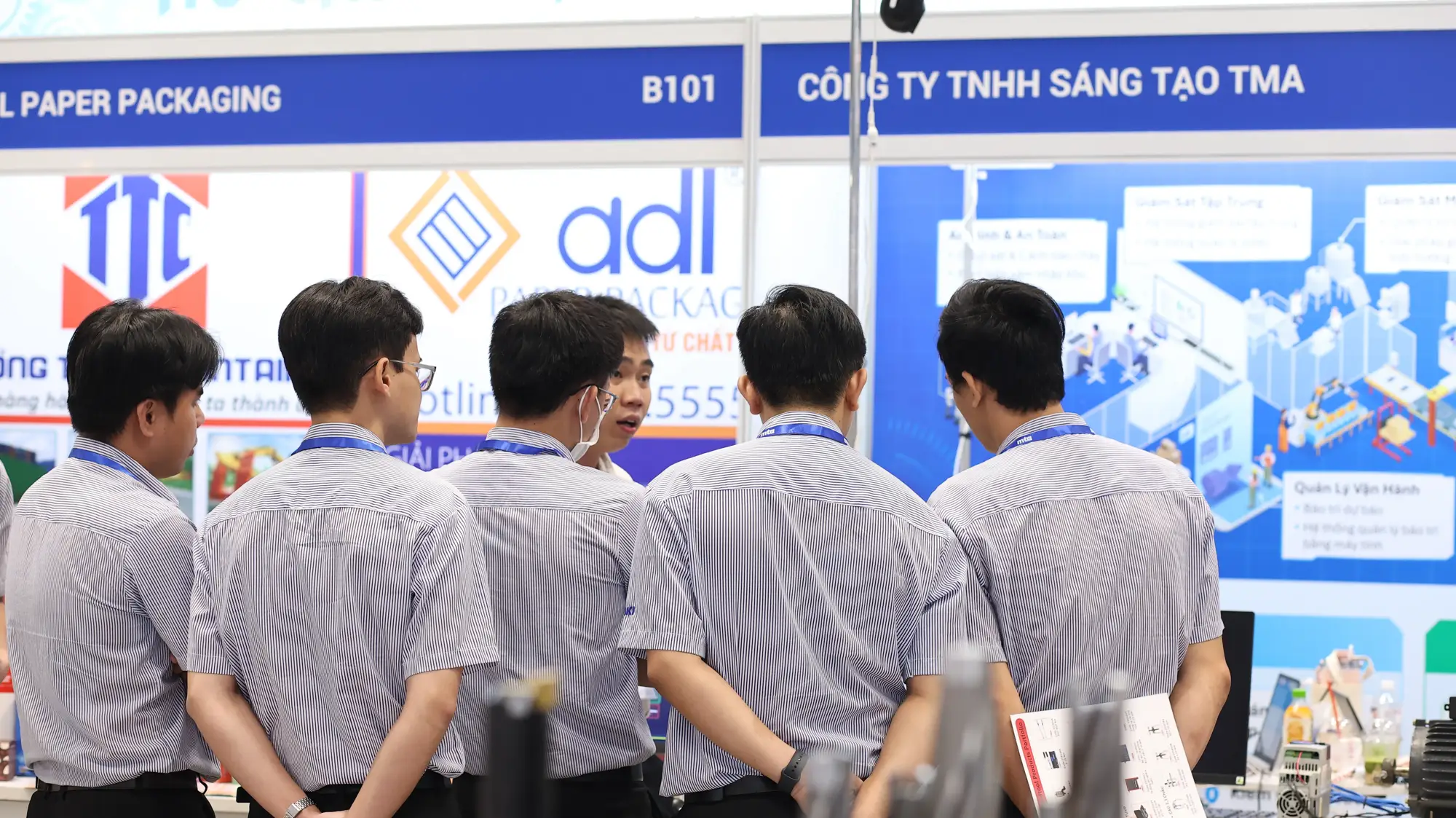 Visitors explore TMA's Smart Manufacturing solutions during live demonstrations at MTA Vietnam 2026.